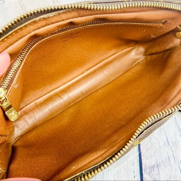 Louis Vuitton Marley crossbody bag custom painted world tour logo - Picture 5 of 15